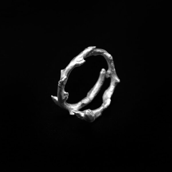 Anillo de plata Almendro