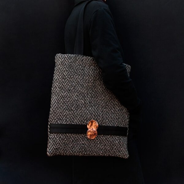 Bolso con broche Manhattan