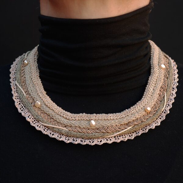 Collar romántico de cordones Julieta