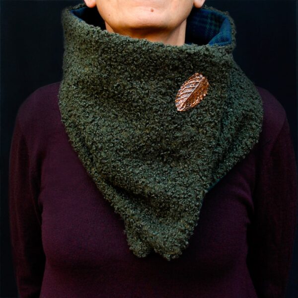 Cuello con joya Mantua
